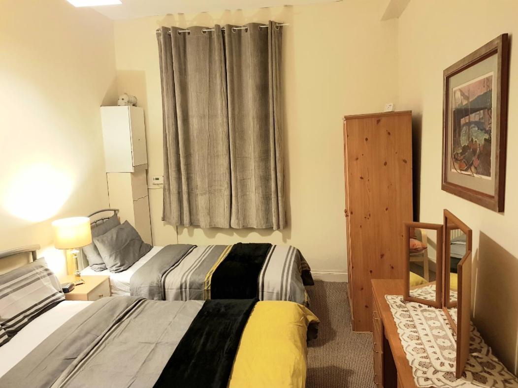 Glen View Apartments Port Glasgow Esterno foto